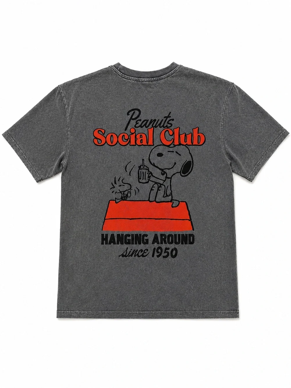 Peanuts Social Club Medium Size T Shirt Size Medium NWOT